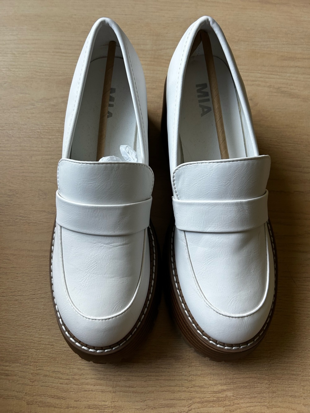 MIA White Penny Loafers with Brown Platform Sole Women’s Size 8.5
